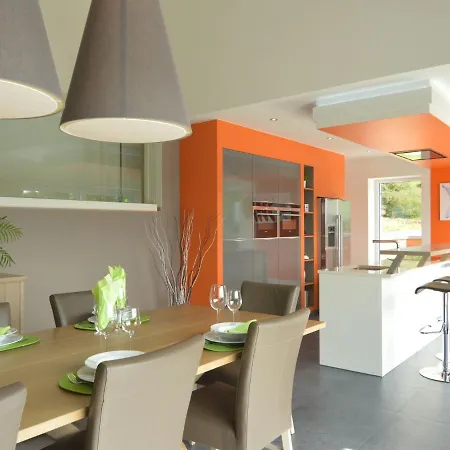 In With Indoor Heated Pool Holiday home *