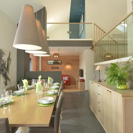 Hillside Retreat Ferienhaus *