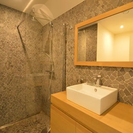 Hillside Retreat Ferienhaus *